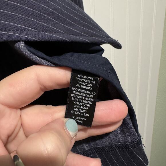 Betabrand Blue Pinstripe Ponte Knit Blazer Size XXL - Picture 4 of 5